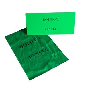 BOTTEGA VENETA Sunglass Case & Cleaning Cloth - NWOT